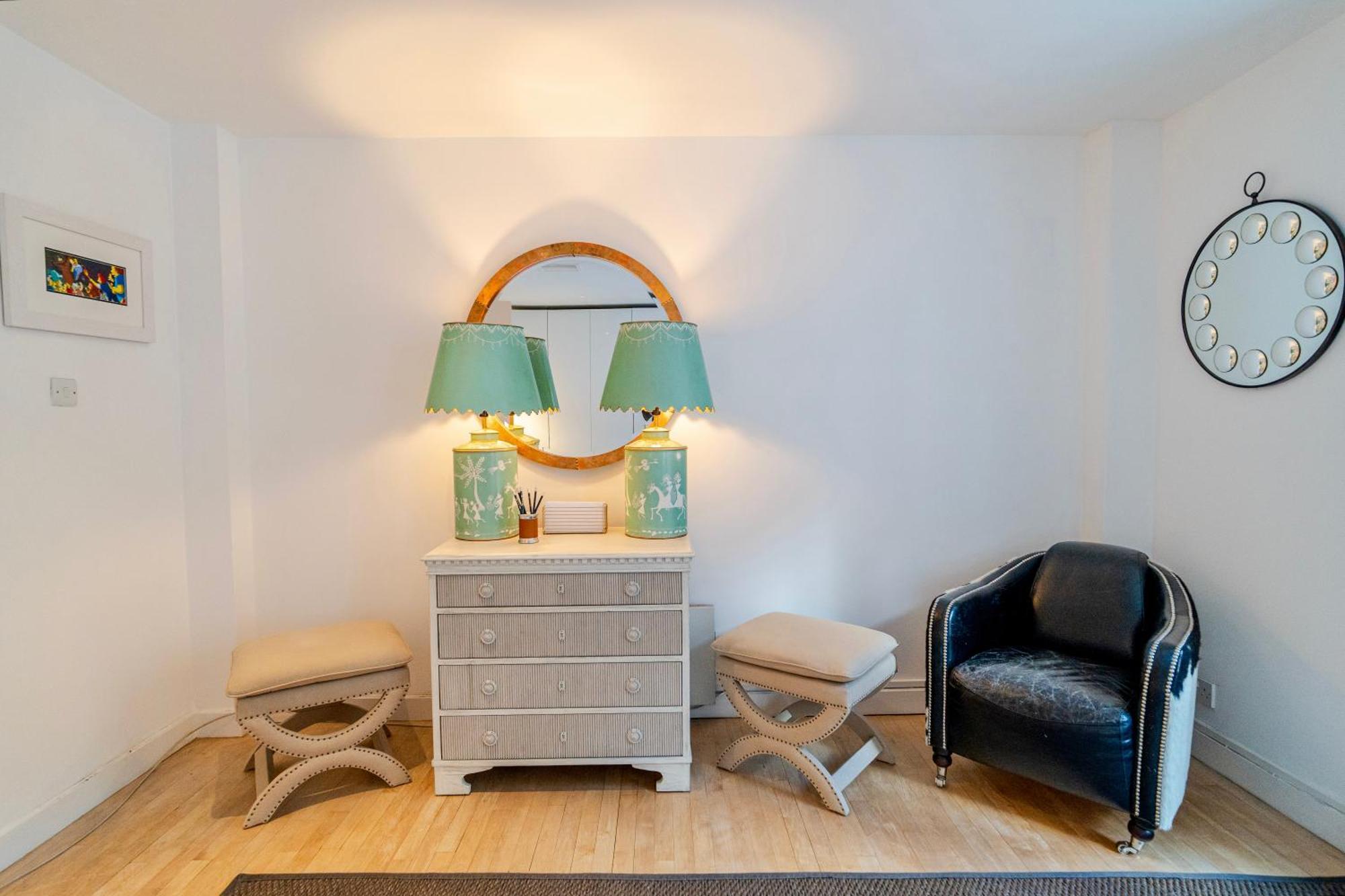 Spacious West End Duplex Apartment, W1 Central Londen Buitenkant foto